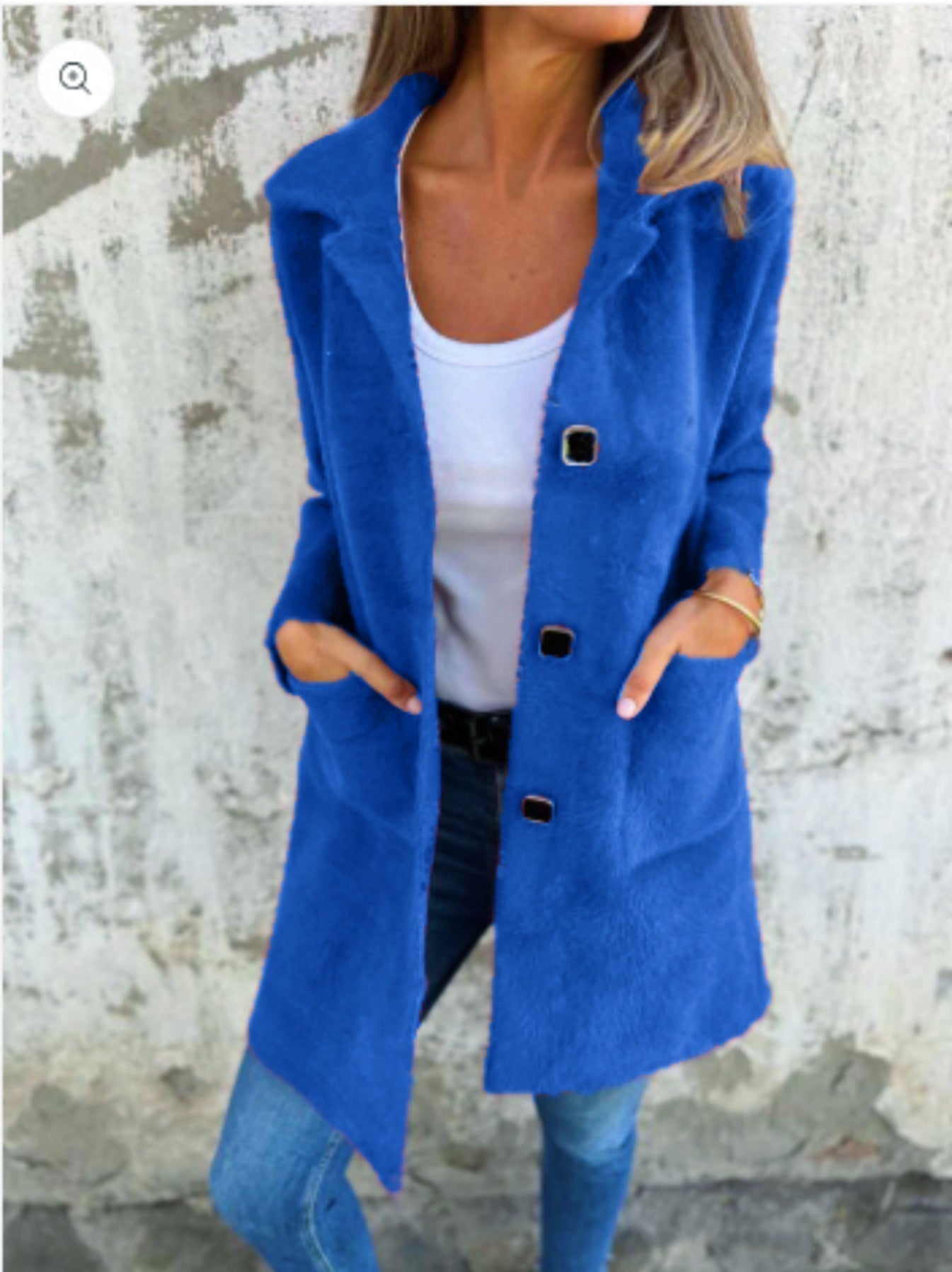 Ophelia - Elegant, coarse coat